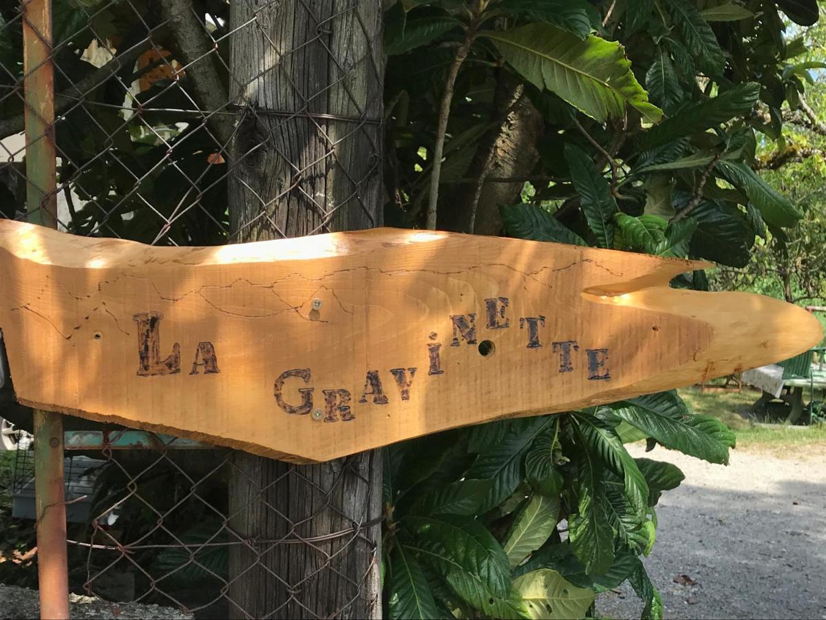 Bed and Breakfast La Gravinette Cruet Экстерьер фото